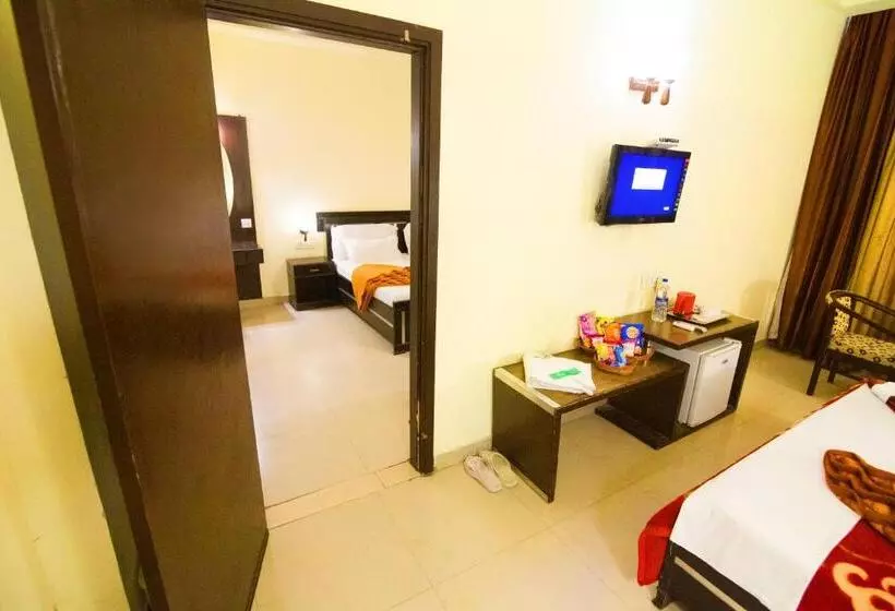 Отель Hong Kong Inn