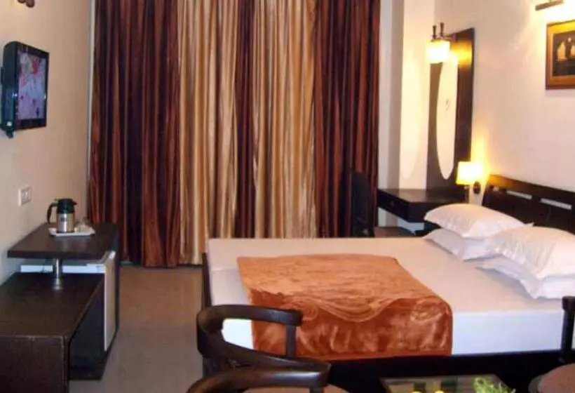 Отель Hong Kong Inn