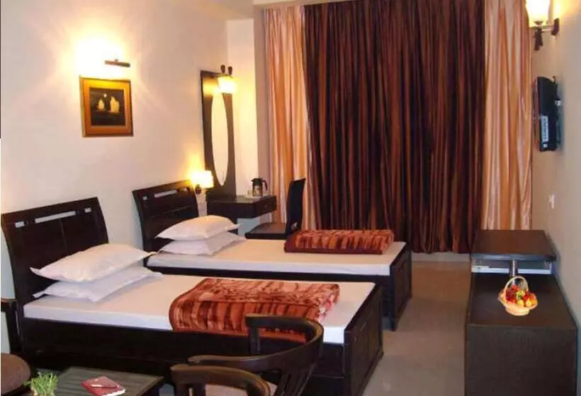 Отель Hong Kong Inn