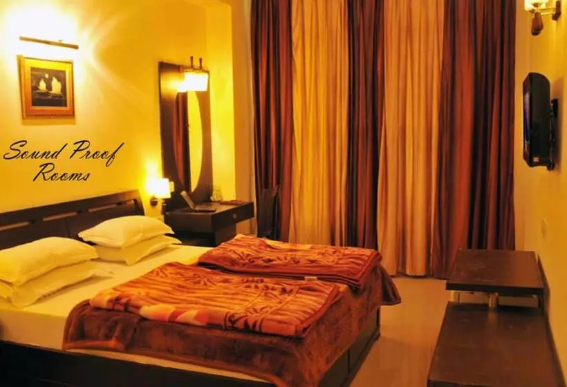 Отель Hong Kong Inn