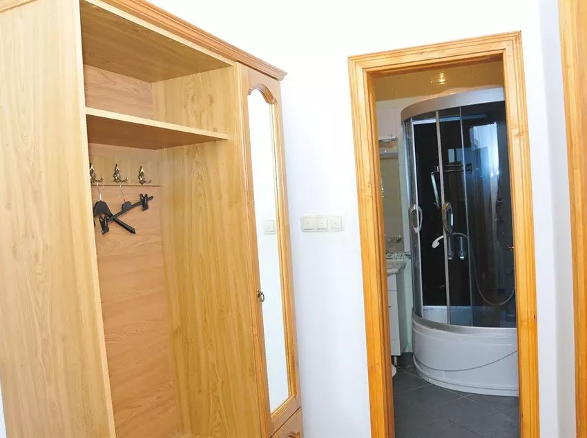 ホテル Mostar Inn