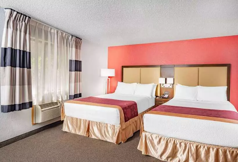 Hotel Ramada By Wyndham Keystone Near Mt Rushmore