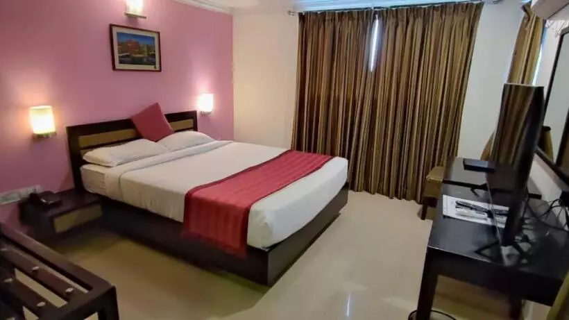 Hotel Shilton Suites