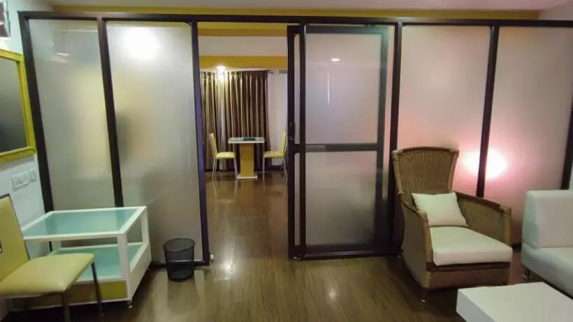 Hotel Shilton Suites