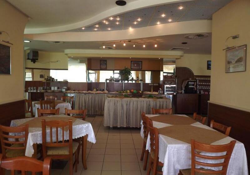 בית מלון כפרי Silver   All Inclusive, Free Parking