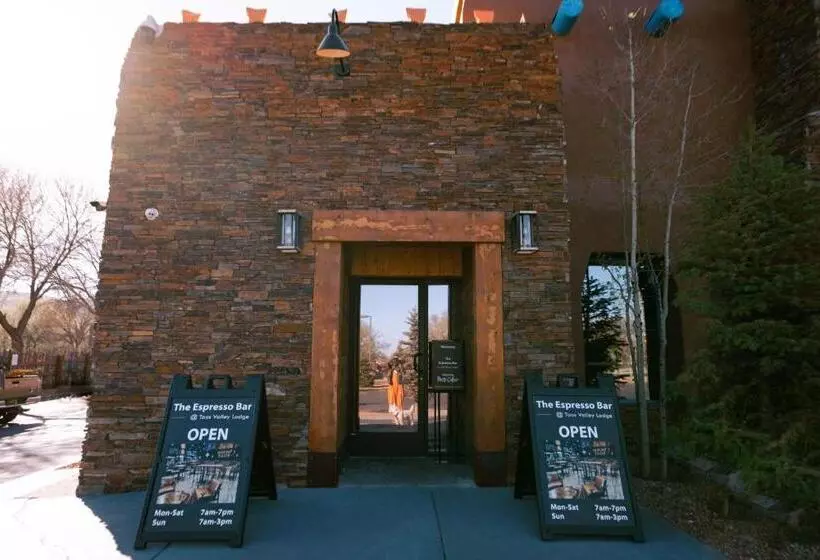 ホテル Taos Valley Lodge
