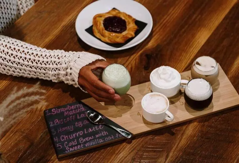 ホテル Taos Valley Lodge