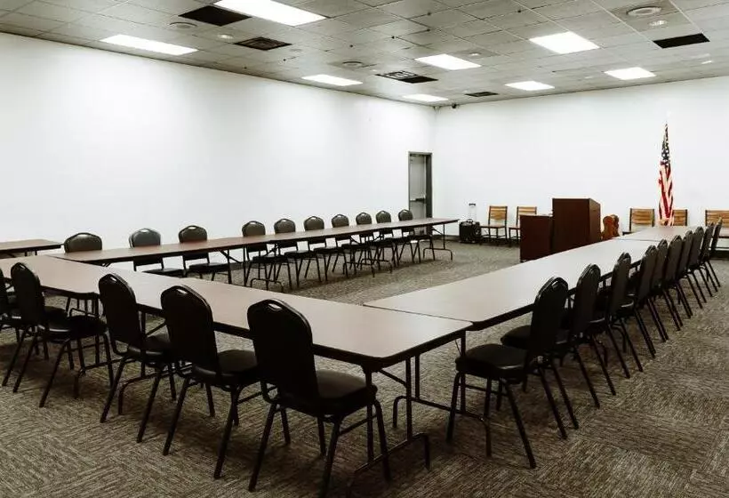 ホテル Taos Valley Lodge