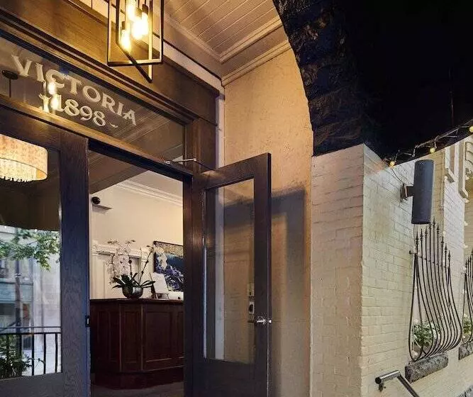 ホテル Victorian
