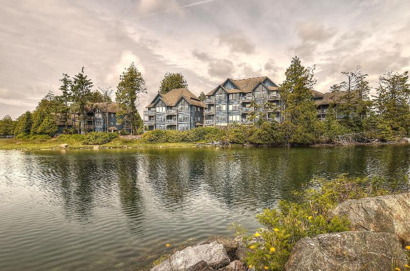 Otel Waters Edge Shoreside Suites