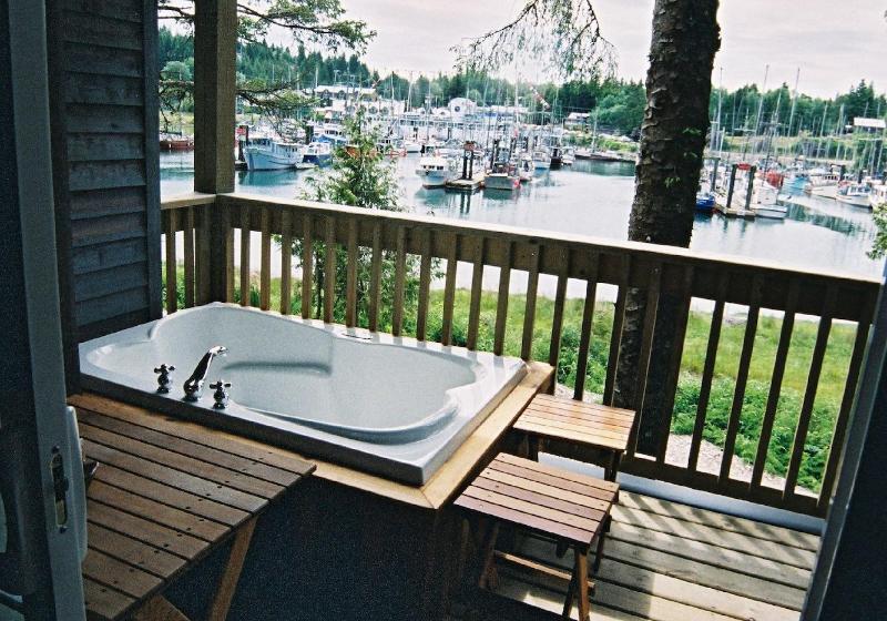 Otel Waters Edge Shoreside Suites