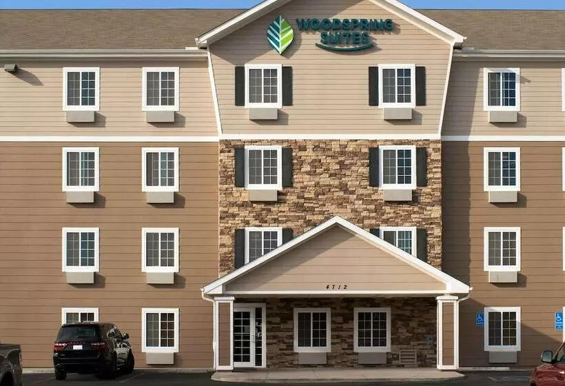 هتل Woodspring Suites Midland