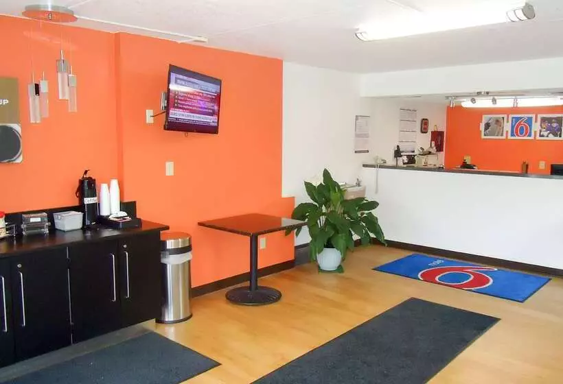 Motel 6 Kingston, Tn