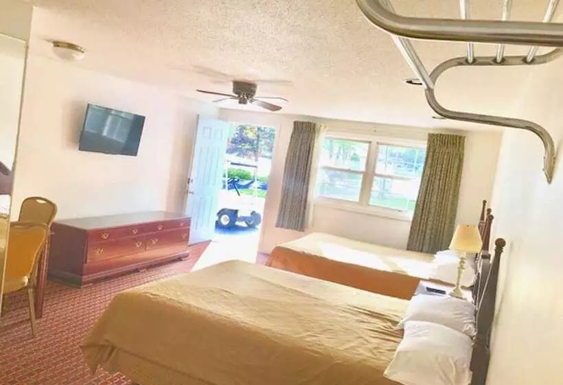 모텔 Exit 5 Resort & Condominium