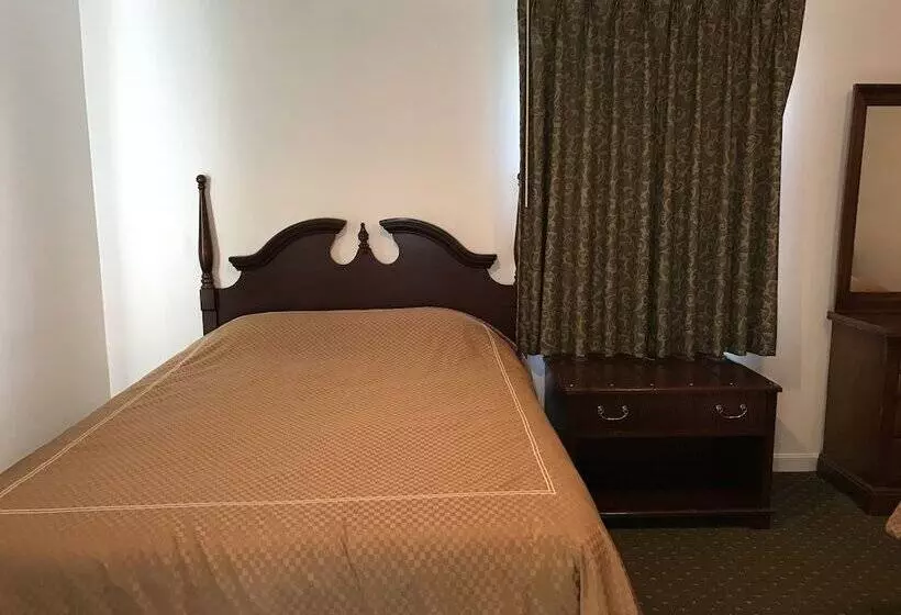 모텔 Exit 5 Resort & Condominium