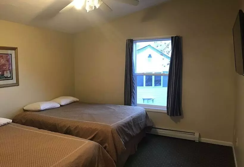 모텔 Exit 5 Resort & Condominium