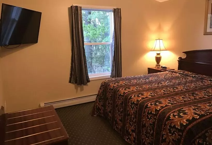 모텔 Exit 5 Resort & Condominium