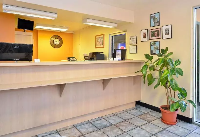 モーテル Amerivu Inn