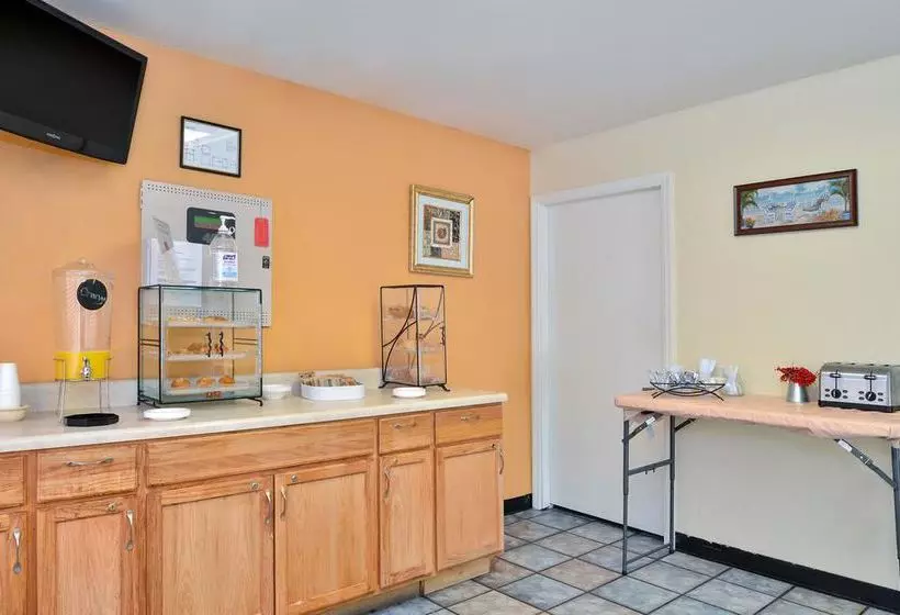 モーテル Amerivu Inn