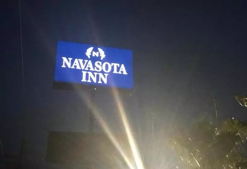 모텔 Navasota Inn