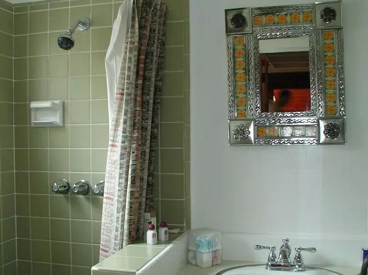 استراحتگاه Always Inn Idyllwild Vacation Cottages