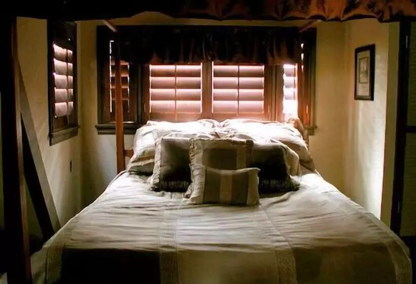 استراحتگاه Always Inn Idyllwild Vacation Cottages