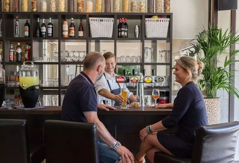 Strandhotel Bos En Duin