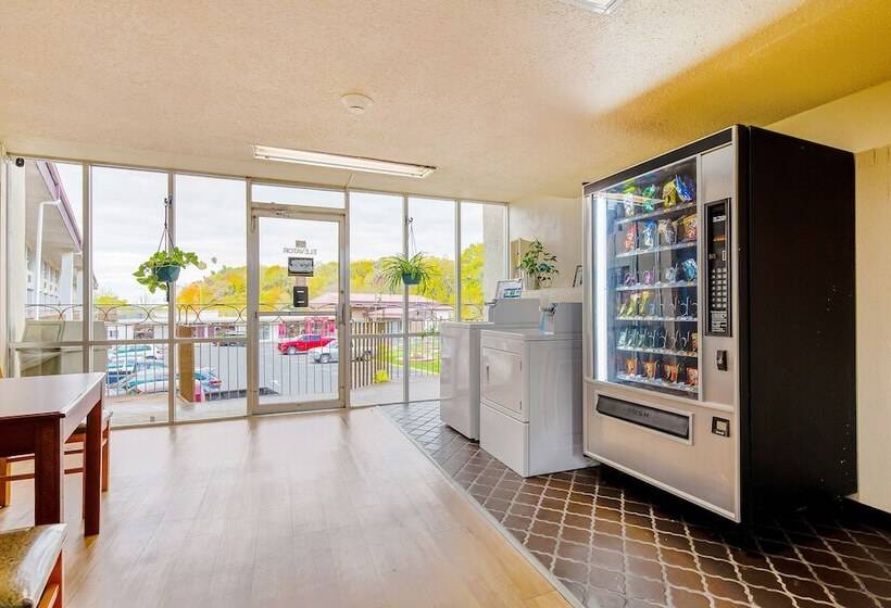 모텔 Americas Best Value Inn Moline