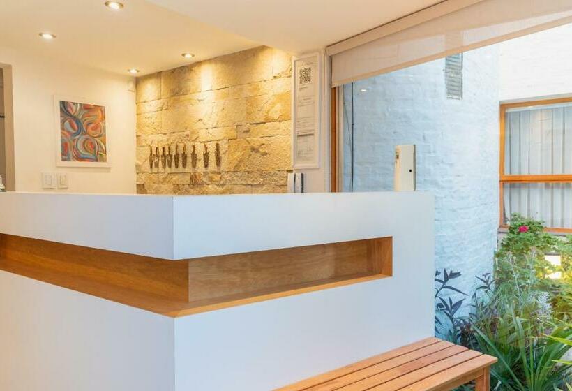 Hostel La Morada Petit