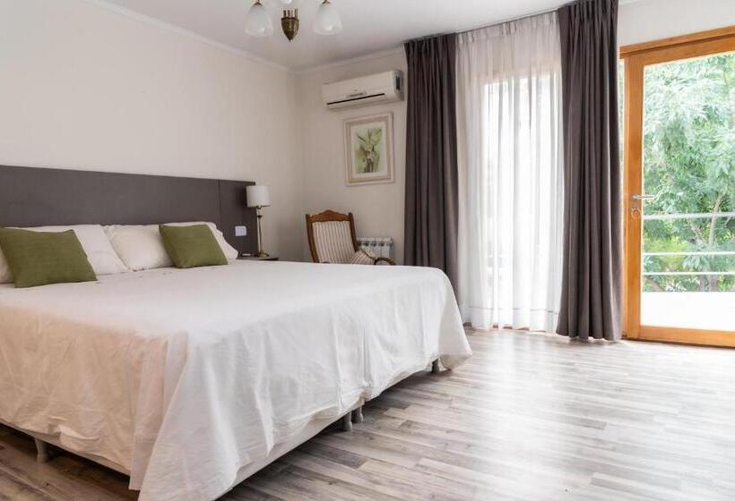 Hostel La Morada Petit