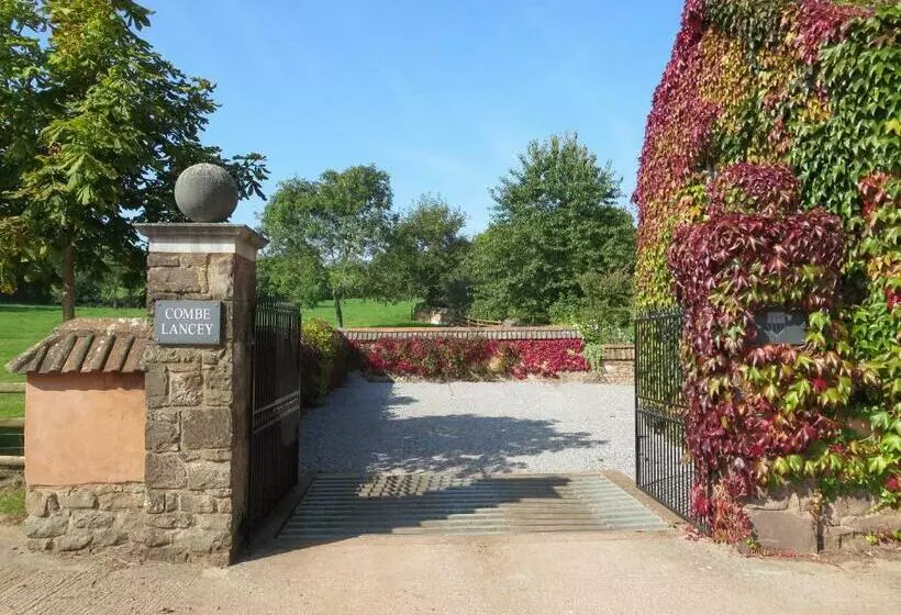 Combe Lancey Farmhouse B&b