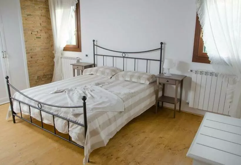هتل Agriturismo Monte Scala