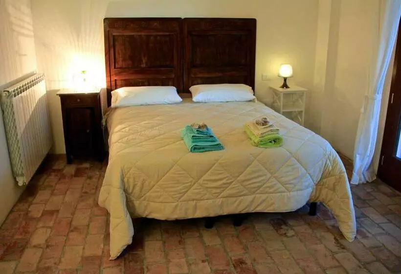 هتل Agriturismo Monte Scala