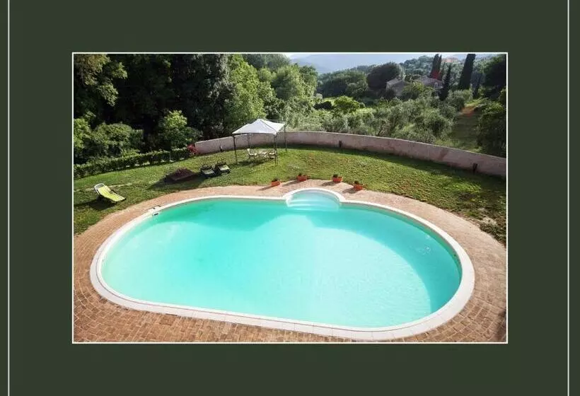 Hotelli Podere Marroneto