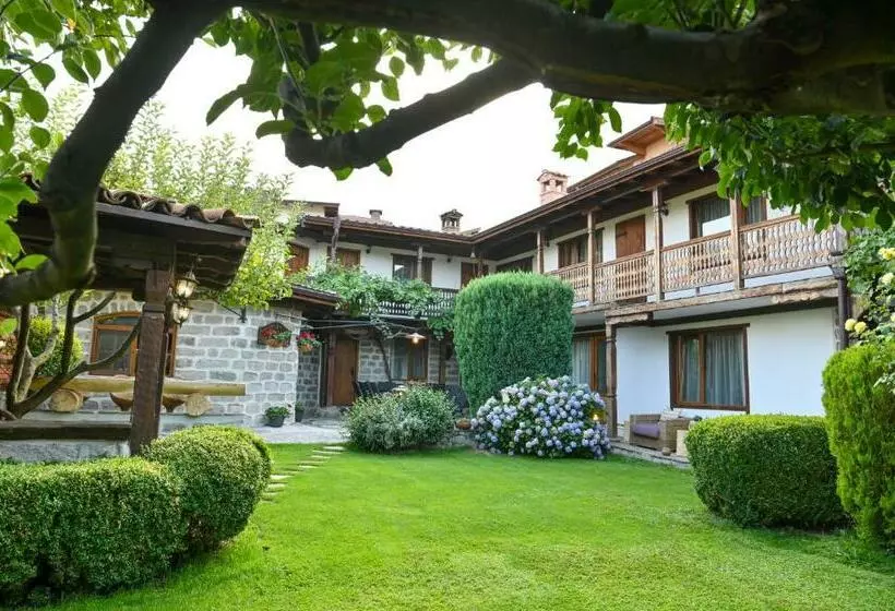 پانسیون Klecherova House