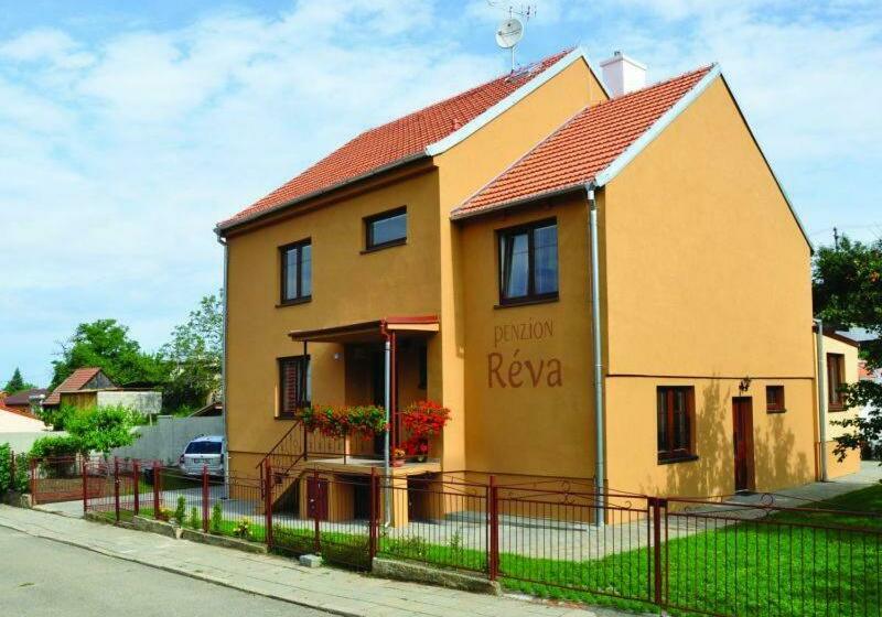 פנסיון Penzion Réva