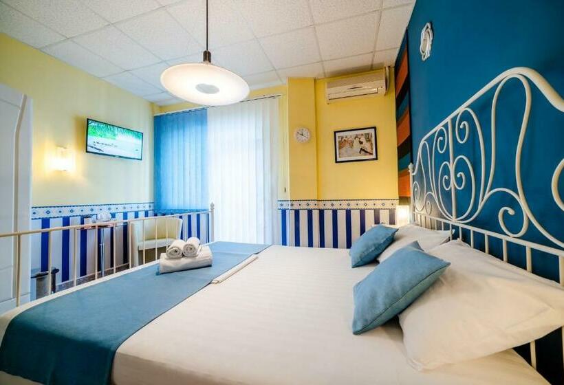 پانسیون Plexus Boutique