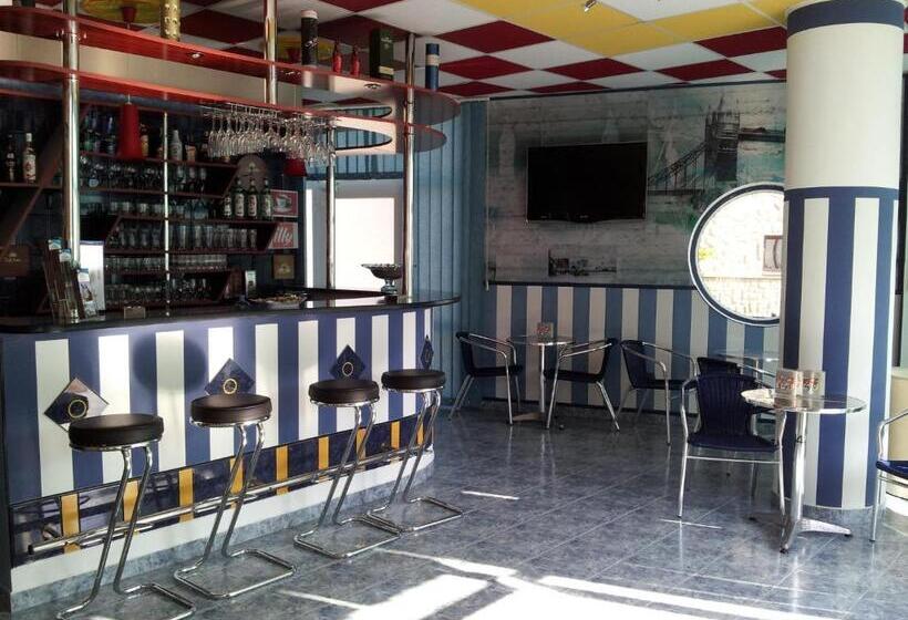 پانسیون Plexus Boutique