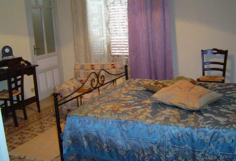 ペンション Vecchia Carrucola