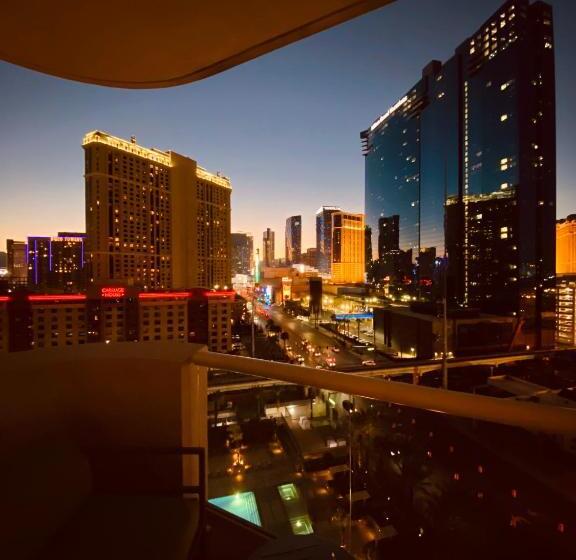 Strip & Sphere View! Privately Owned Condo Hotel The Signature At Mgm