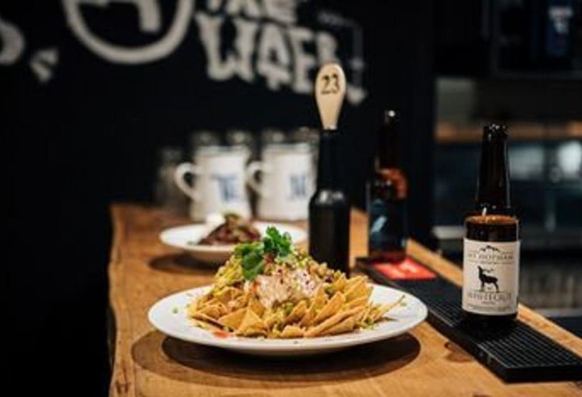 בית מלון כפרי Arlberg Hotham