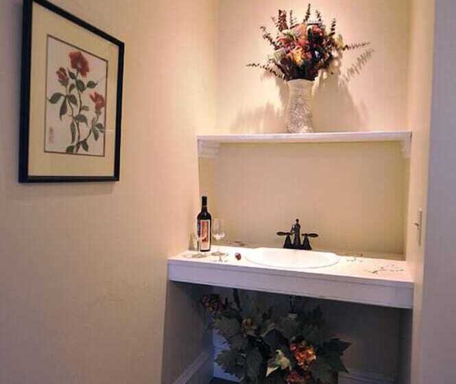 ホテル Hall House