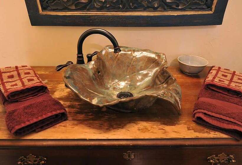 ホテル Hall House