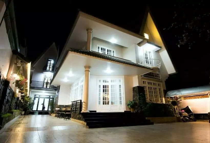 مُتل Villa đăng Nguyên