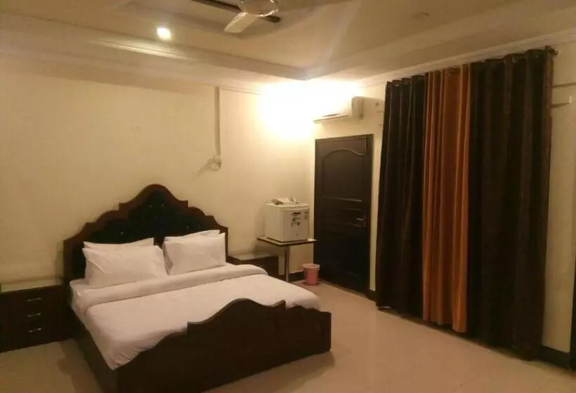 پانسیون Islamabad Royal Inn