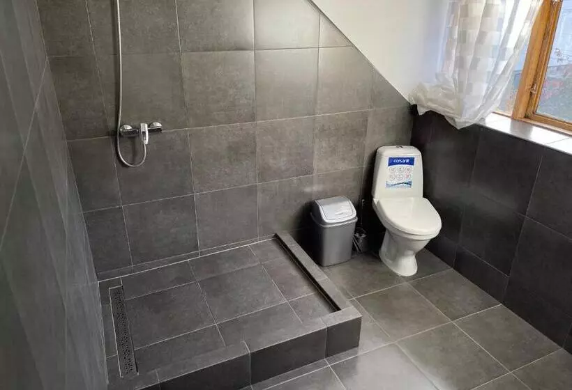 Majatalo Sadyba Girske Povitria