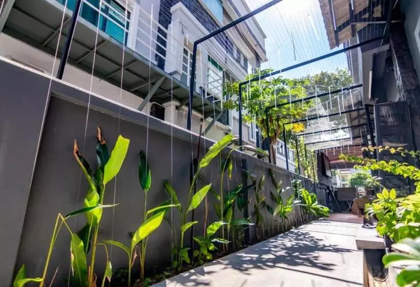 Majatalo The Lov Penang