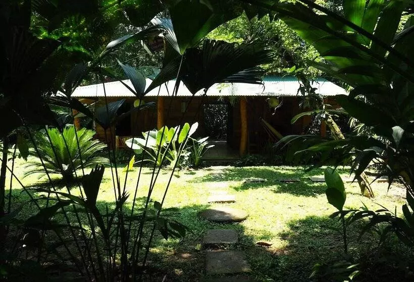 Finca Chica Lodge & Villas
