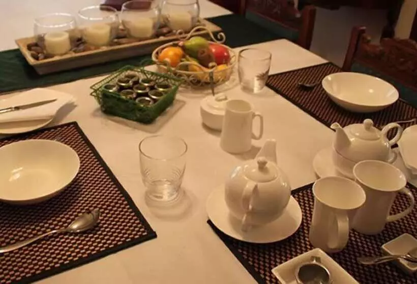 ベッドアンドブレックファースト Rose Garden On Church Bnb