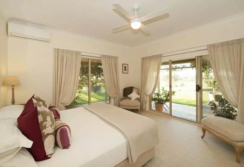 Majatalo Rosby Guesthouse